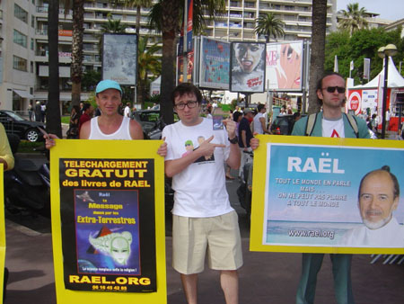 Cannes05RaelCult.JPG